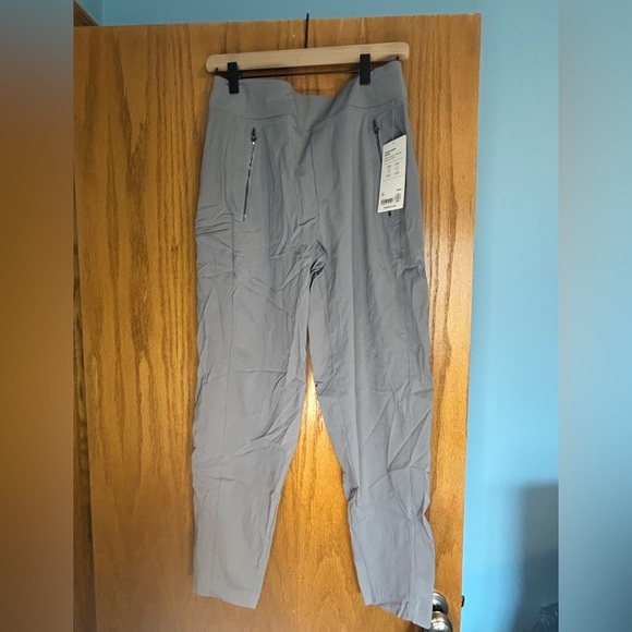 Athleta Trekkie North Jogger Pant Gray Women's Size 6 NWT - Picture 3 of 10